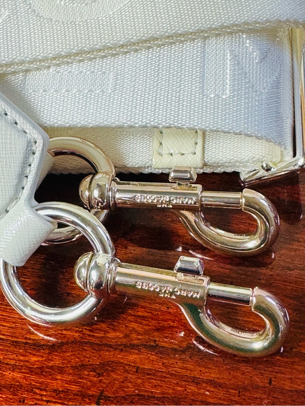 Marc Jacobs Snapshot Camera White Crossbody Bag - Picture 10 of 14